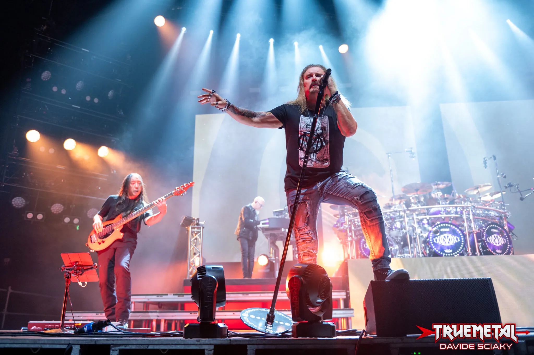 Dream Theater: suonano "Echoes" dei Pink Floyd durante il concerto di Pompei (video)