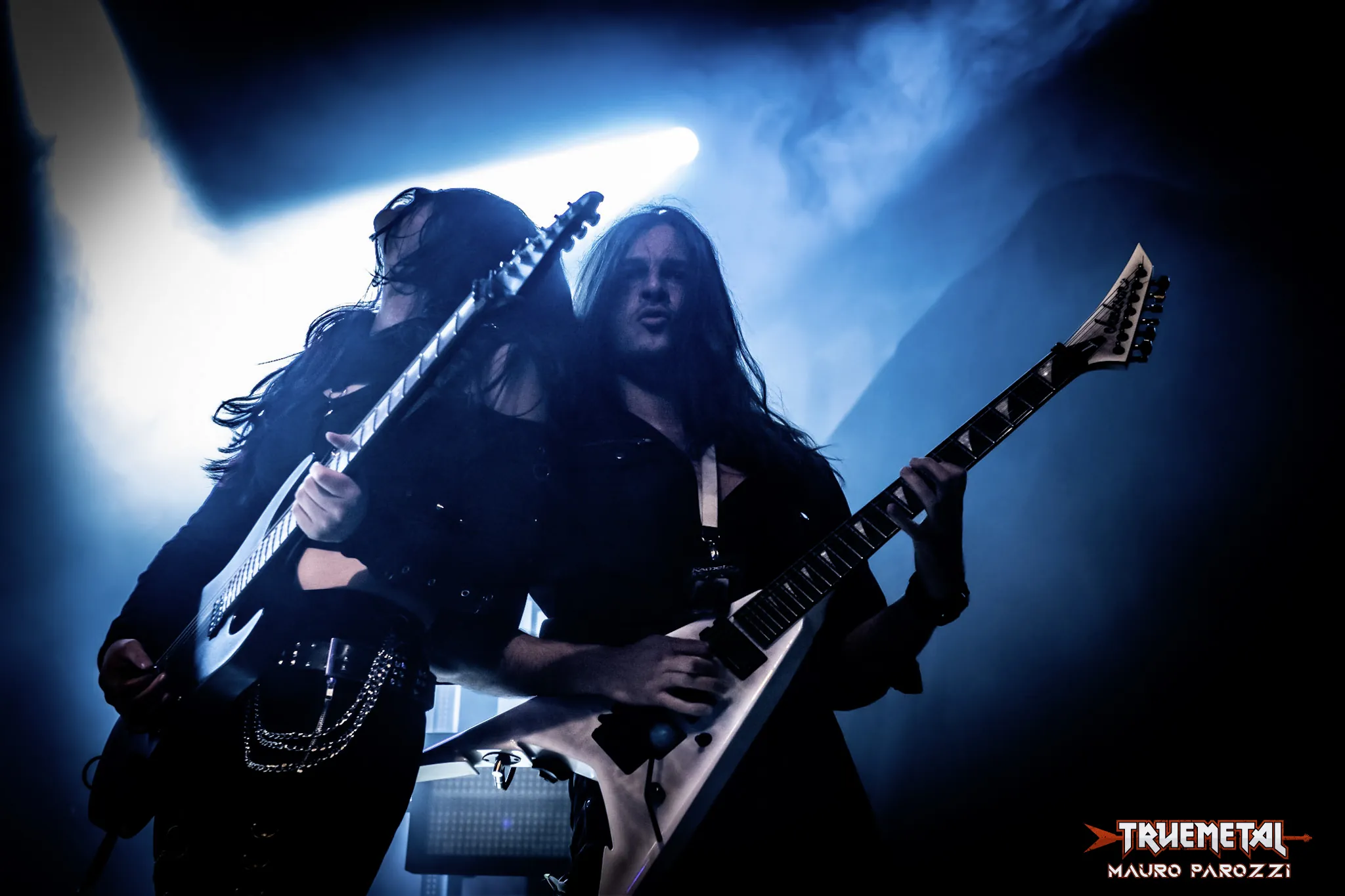 Frozen Crown: pubblicato il loro terzo singolo "Who Wants to Burn in Heaven"