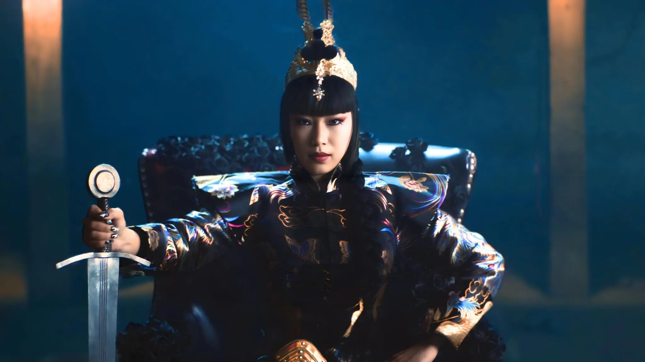 Nini Music: il video musicale di “GĀN BĒI 乾杯”