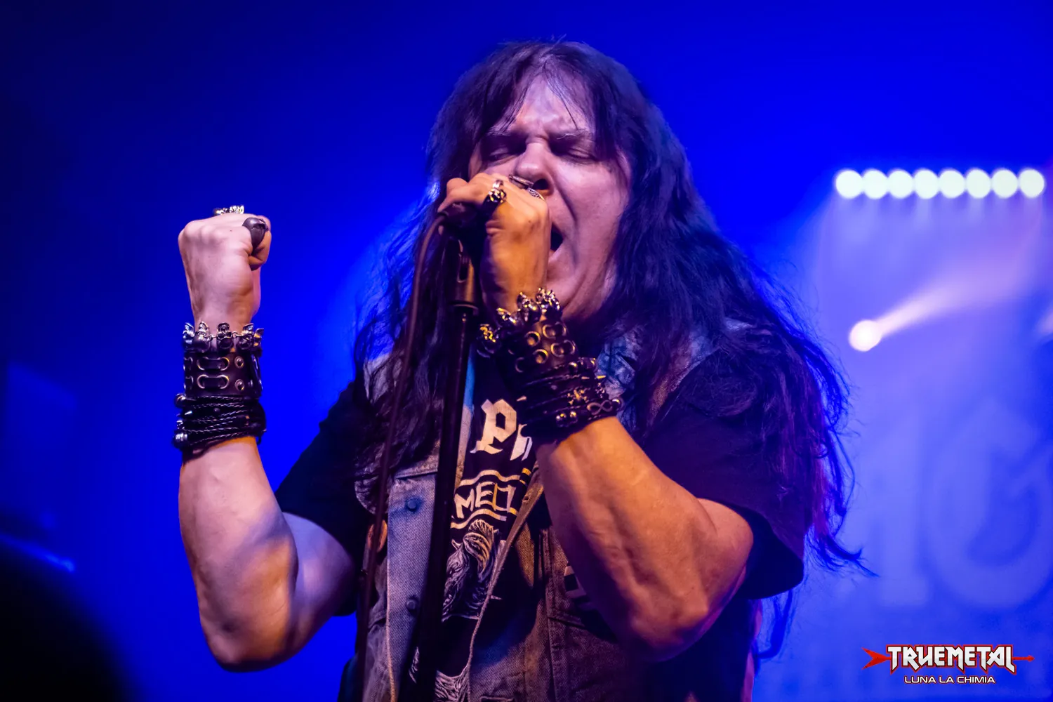Photo Report: Jag Panzer + Gatecloser + The New Born Anger @ Alchemica Music Club, Bologna – 11/12/2024