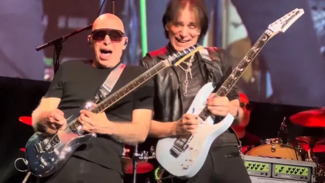 Joe Satriani/Steve Vai: resi noti i nomi dei musicisti della SatchVai Band