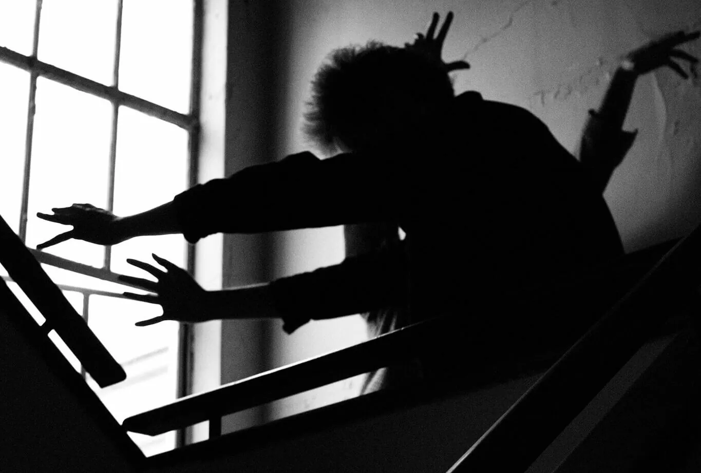 Grey Aura: firmano per Avantgarde Music