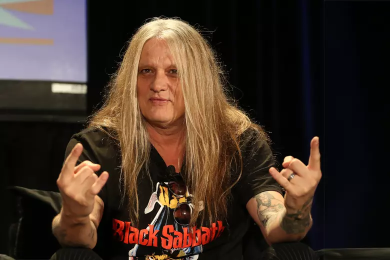 Sebastian Bach: "Quando sono sul palco non sento dolore, il problema è il giorno dopo"