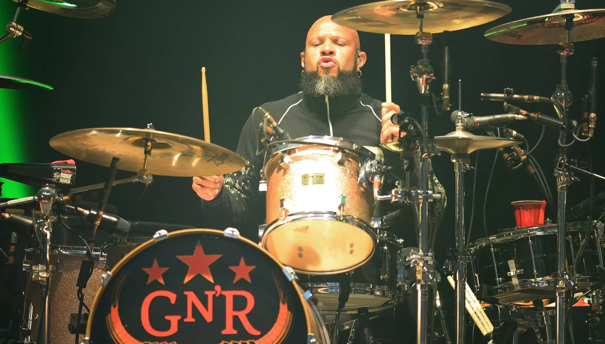 Guns N' Roses: fuori il batterista Frank Ferrer