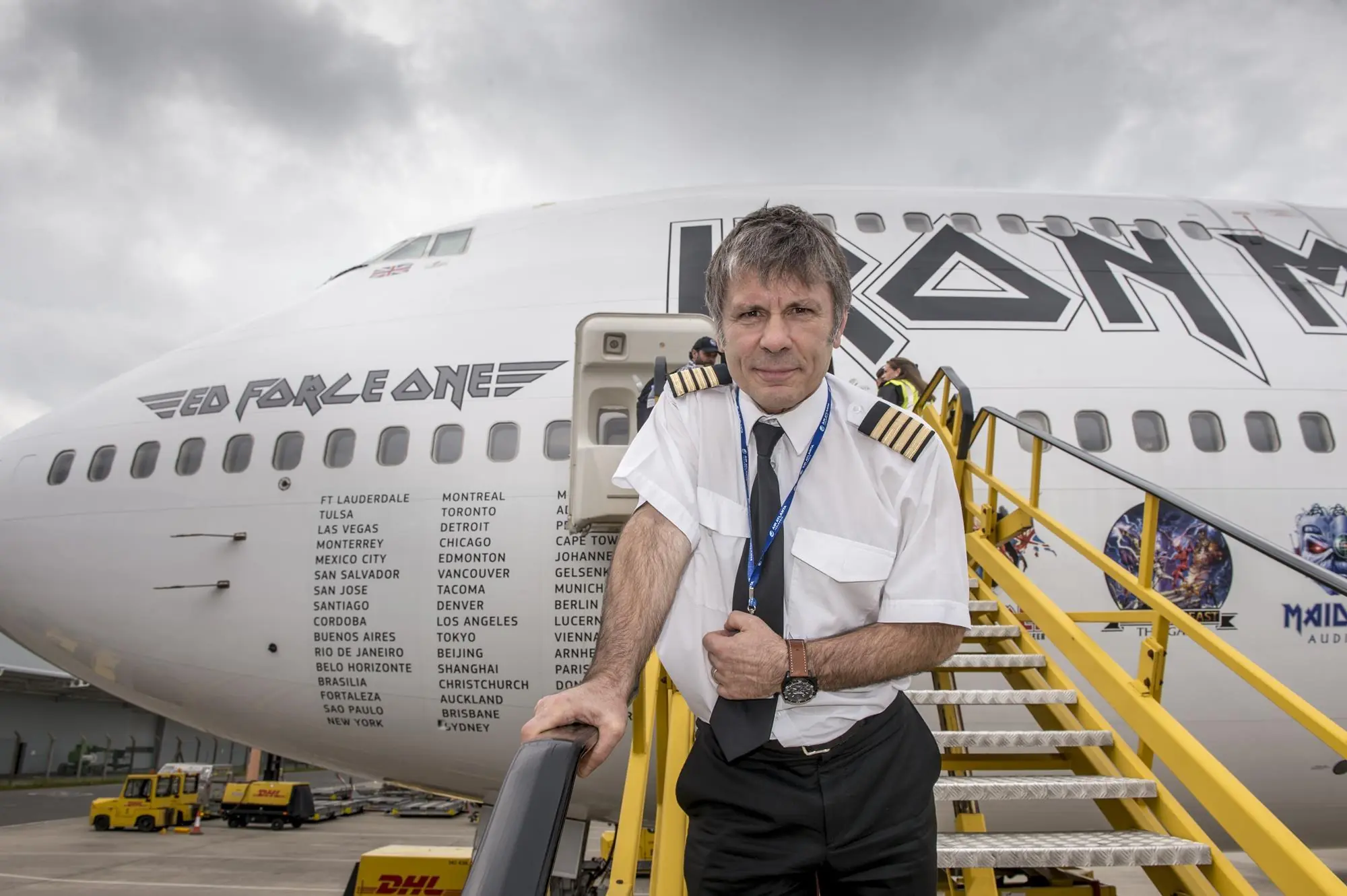Iron Maiden: smantellato l'aereo della band, in vendita collane fatte con la fusoliera