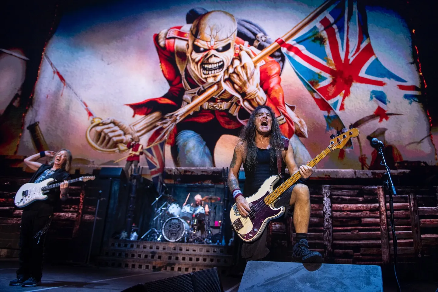 Iron Maiden: "Grazie a chi ha rispettato la band e non ha usato il cellulare, che bello vedervi senza ostacoli!"