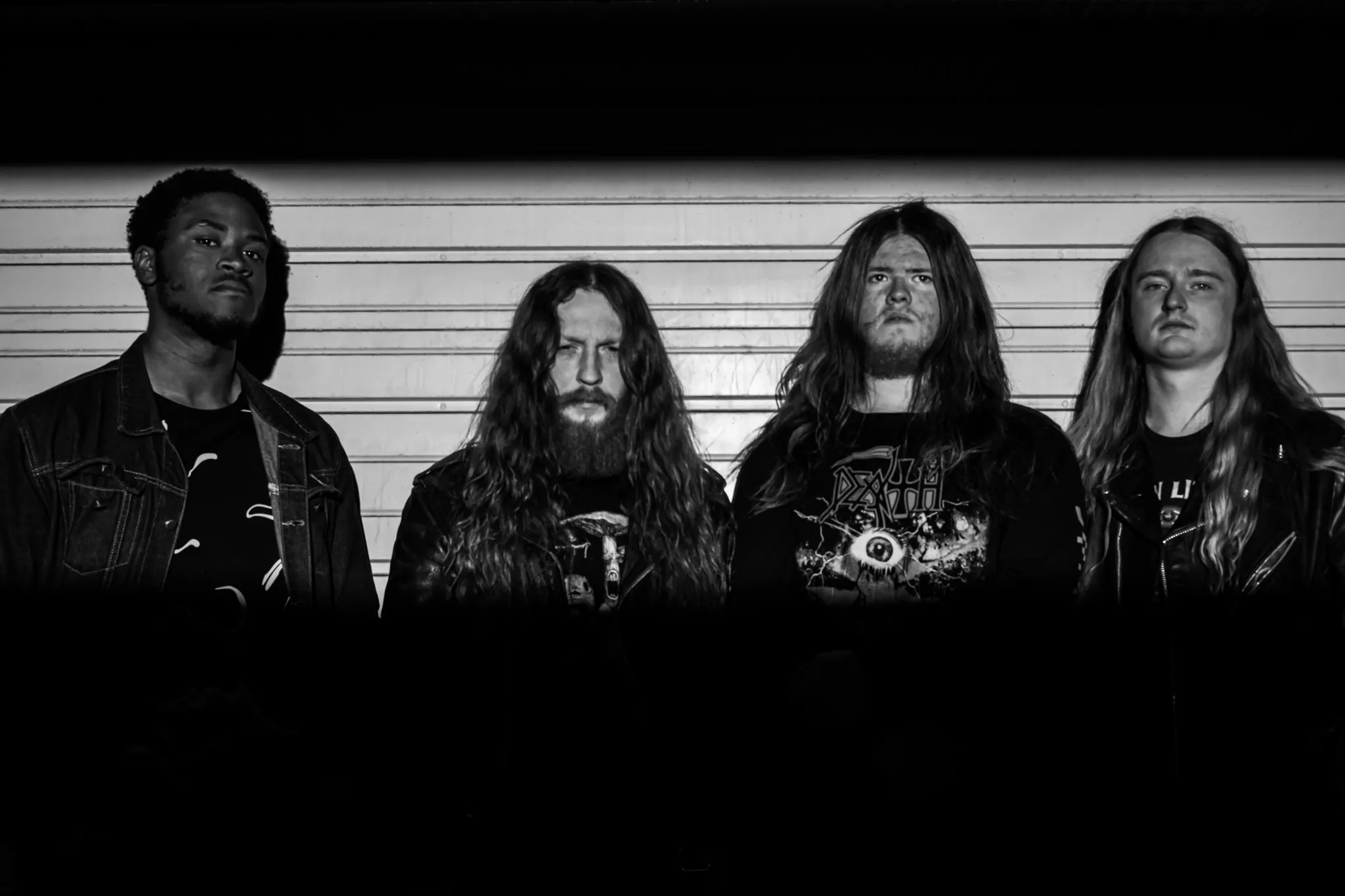 Degrave: il video di "Every Fucking Day"