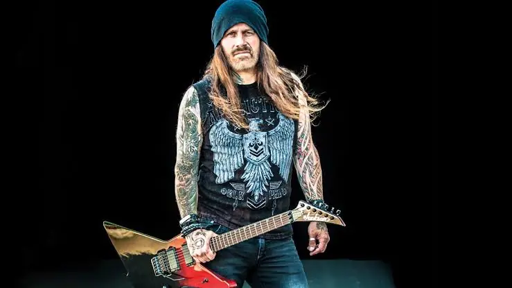 Vio-lence: Phil Demmel ricorda le rivalità della Bay Area e l'ascesa dei Metallica