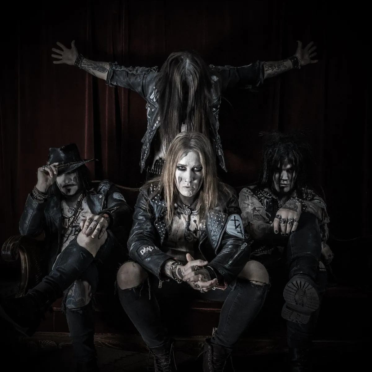 Sister: pubblicano il video del terzo singolo 'Let Me Be Your Demon'