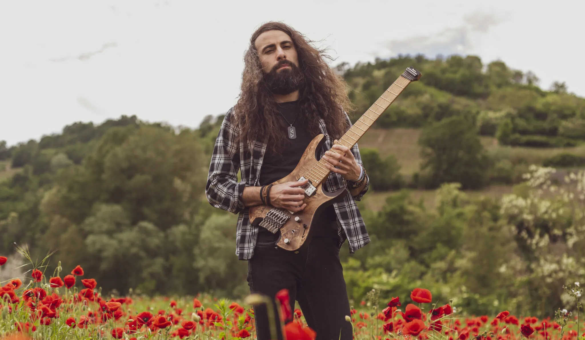 LUCA: uscito il nuovo singolo "The Hanged Man"