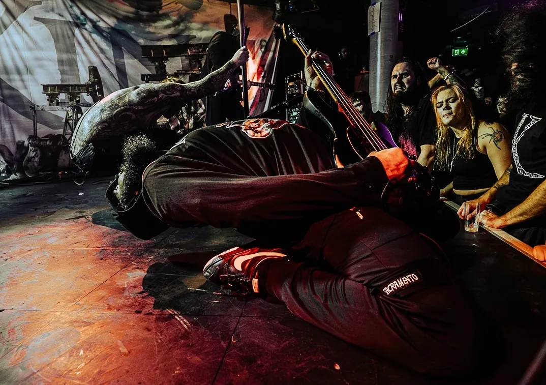 King 810: il video del nuovo singolo "BOO!''