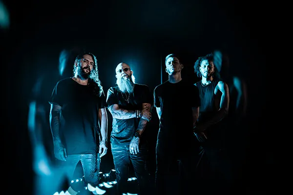Klogr: online il video di "Bleeding" feat. Art Cruz (Lamb Of God)