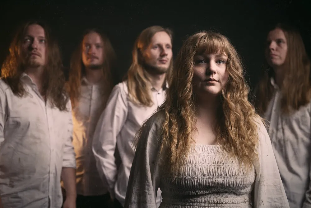 Canvas Of Silence: presentato il nuovo singolo "The Great Unknown" con la nuova cantante Aino Vuorenmaa