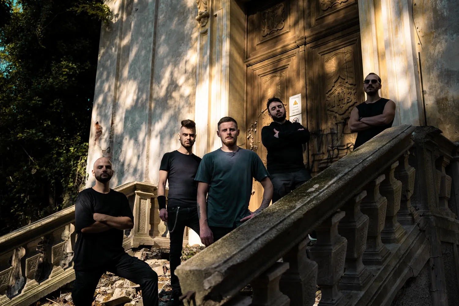 Dust: disponibile il nuovo singolo "Bodyless"