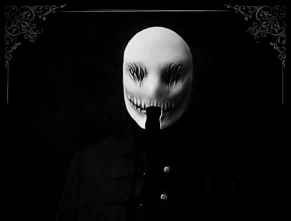 Black Cinematic: John Cinematic pubblica la vocal cover di "Ghosts" dei Paradise Lost