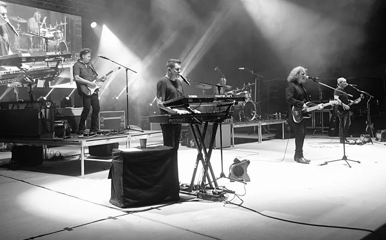 Generation Radio: il supergruppo con Jason Scheff dei Chicago annuncia l'album "Take Two"