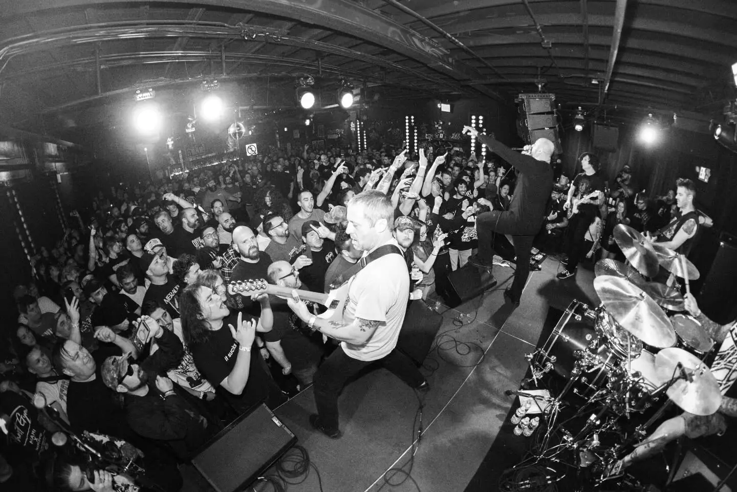 Poison The Well: nuovo singolo e video "Weeping Tones" tratto dal prossimo LP "Peace in Place"