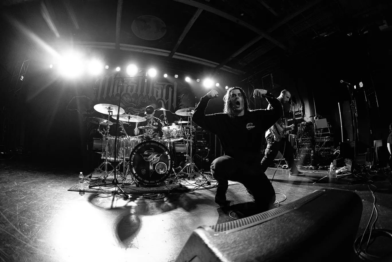 Traitors: nuovo singolo e lyric video "My Body Is a Tomb"