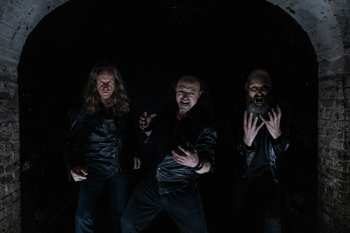 Venom: annunciato il nuovo album "Into Oblivion"; ascolta il primo singolo "Lay Down Your Soul"