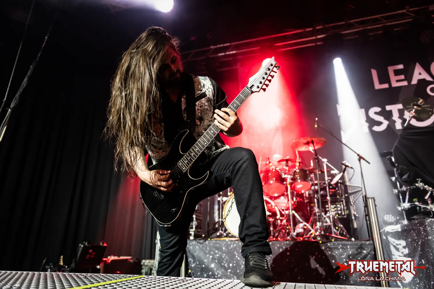 League Of Distortion-3