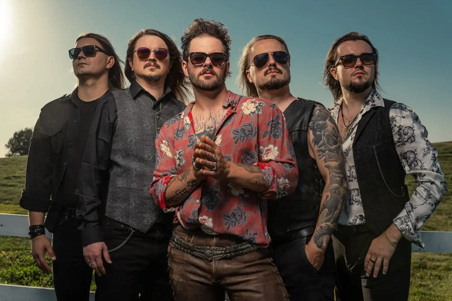 Only Sons: disponibile il nuovo full-length "Through the Night Again"