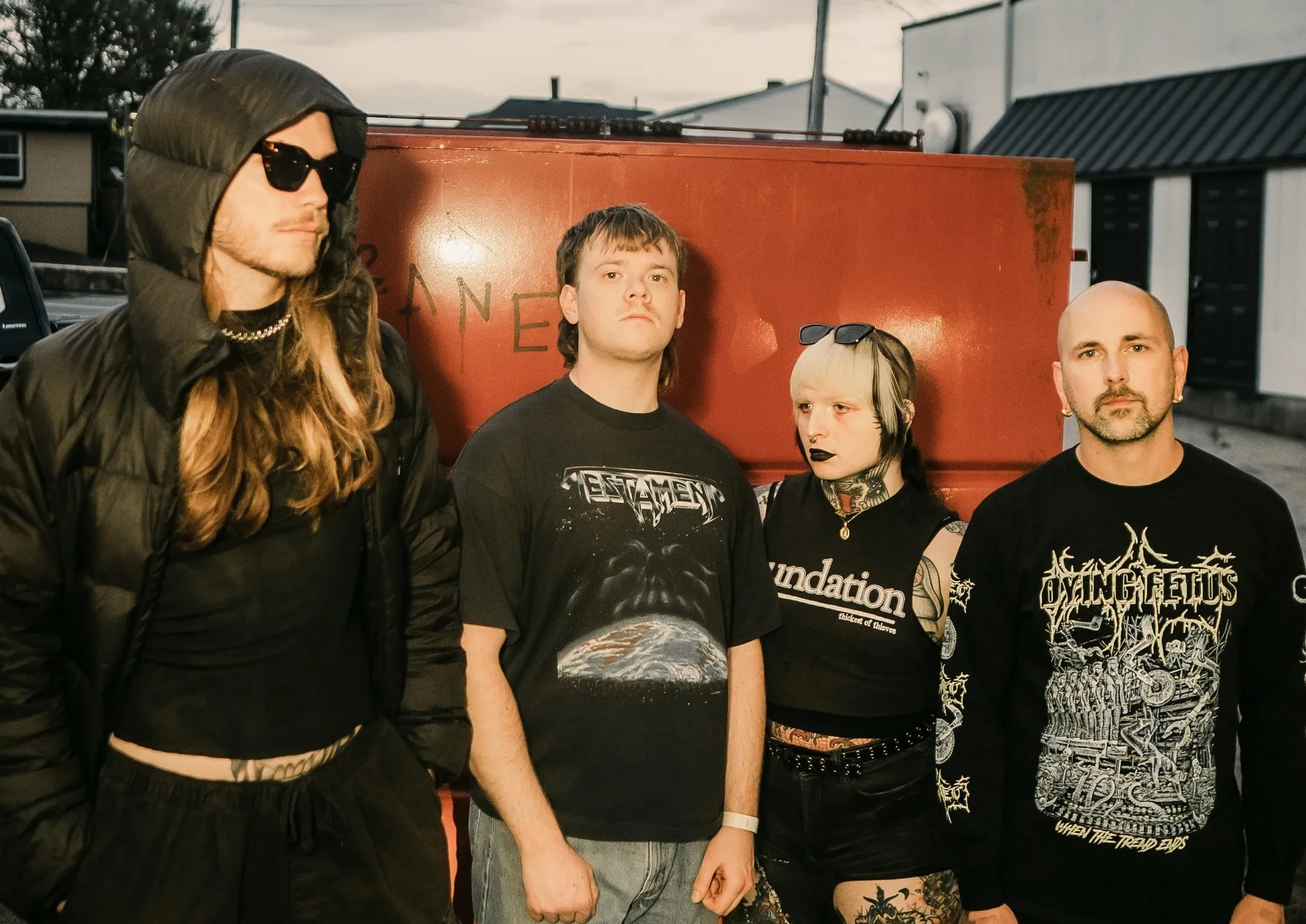 No Cure: nuovo singolo e video "Convulsing in the Dark" dal prossimo LP "It Is Going to Get Dark"