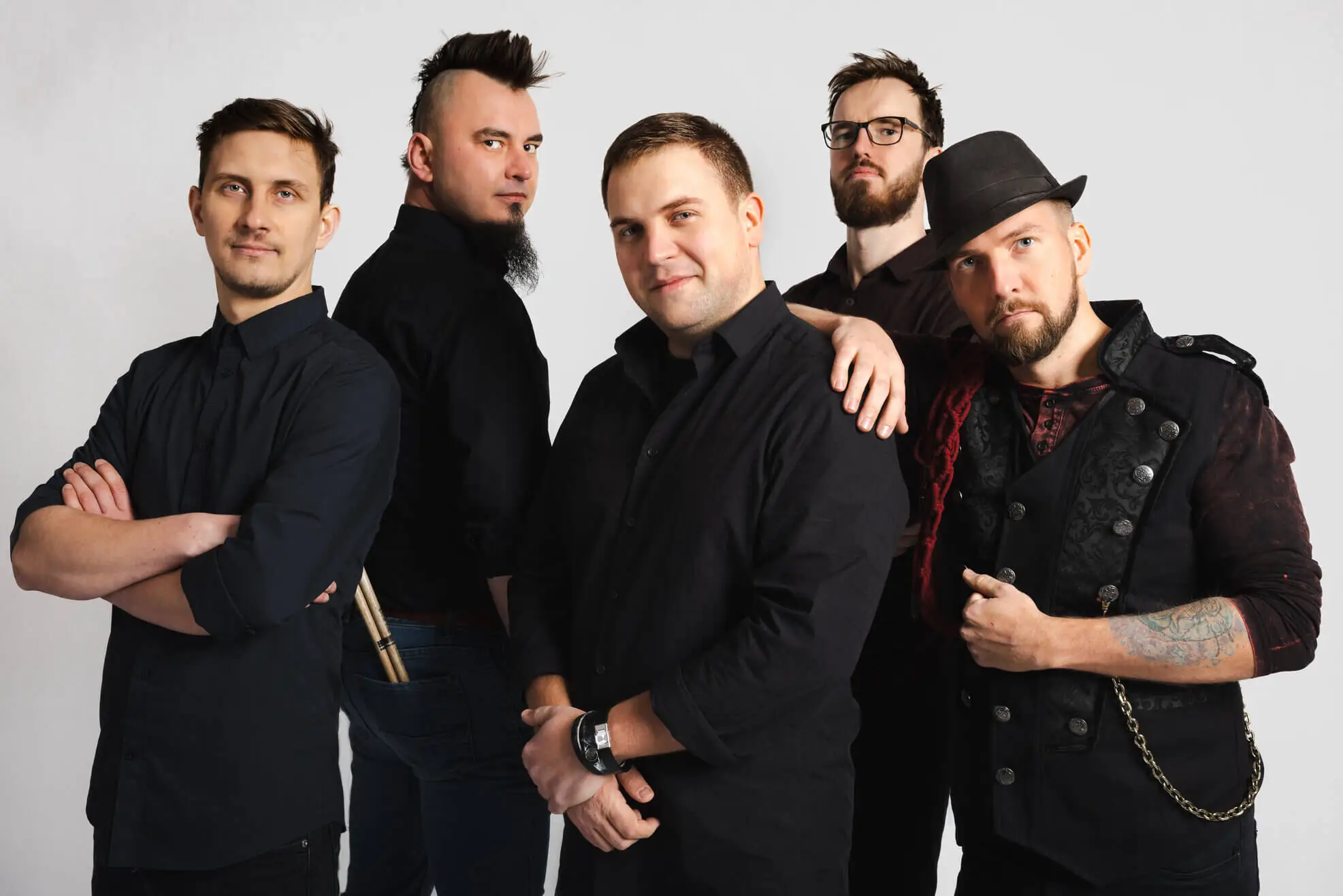Revoe: presentato il debut album "Revolution of Essence"