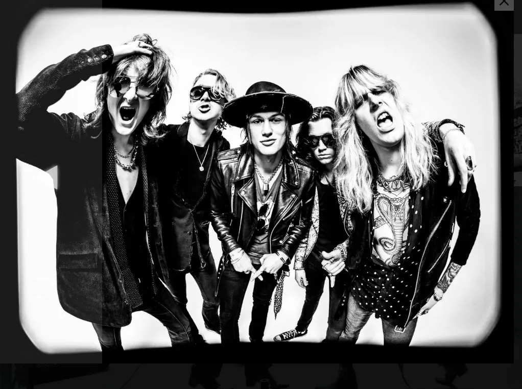 Velveteen Queen: pubblicato il nuovo singolo "Too Far Gone"