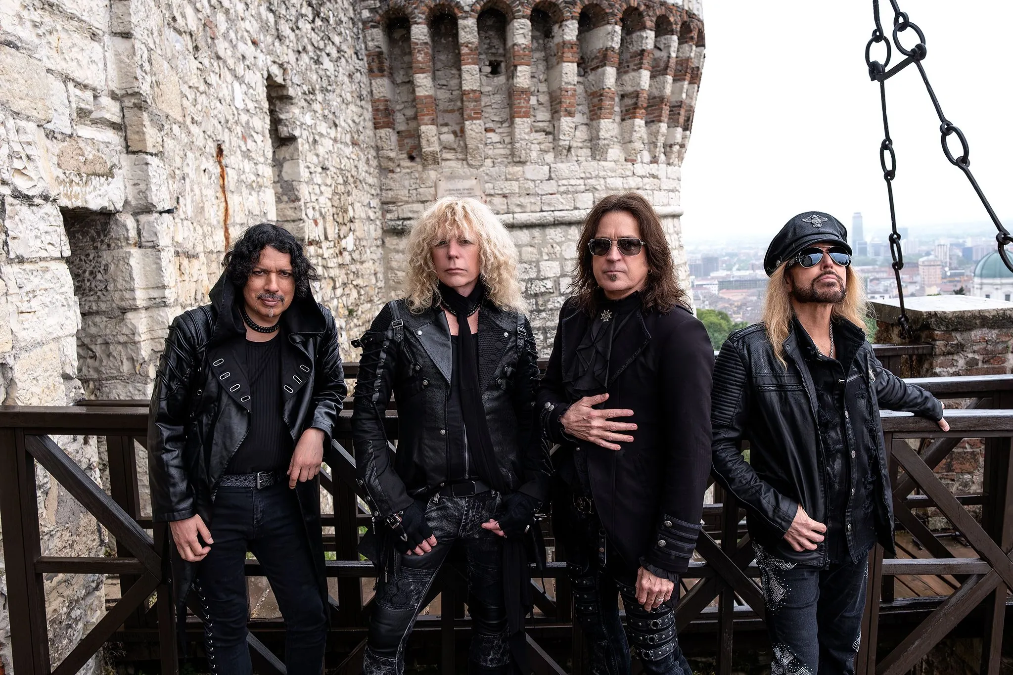 Stryper: annunciato il nuovo album "Throne Of Thorns" e condivisa la title track