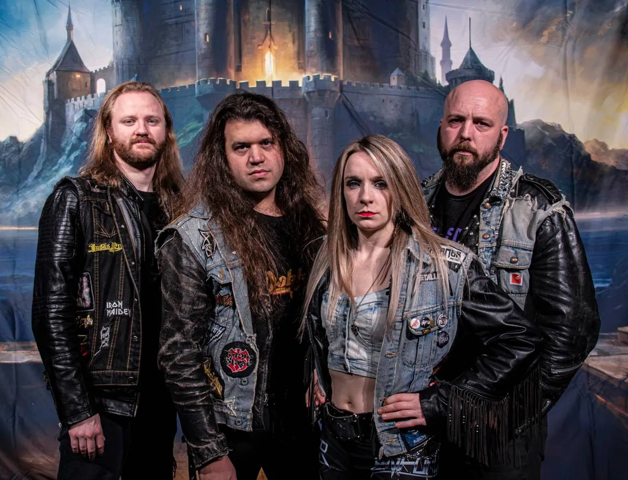 Iron Kingdom: condiviso un mini-documentario dietro le quinte per il nuovo album "Shadows and Dust"