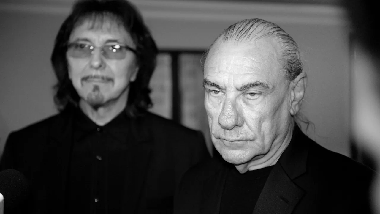 Black Sabbath: Bill Ward in sedia a rotelle, "Riesco ancora a suonare, camminare è diventato difficile"