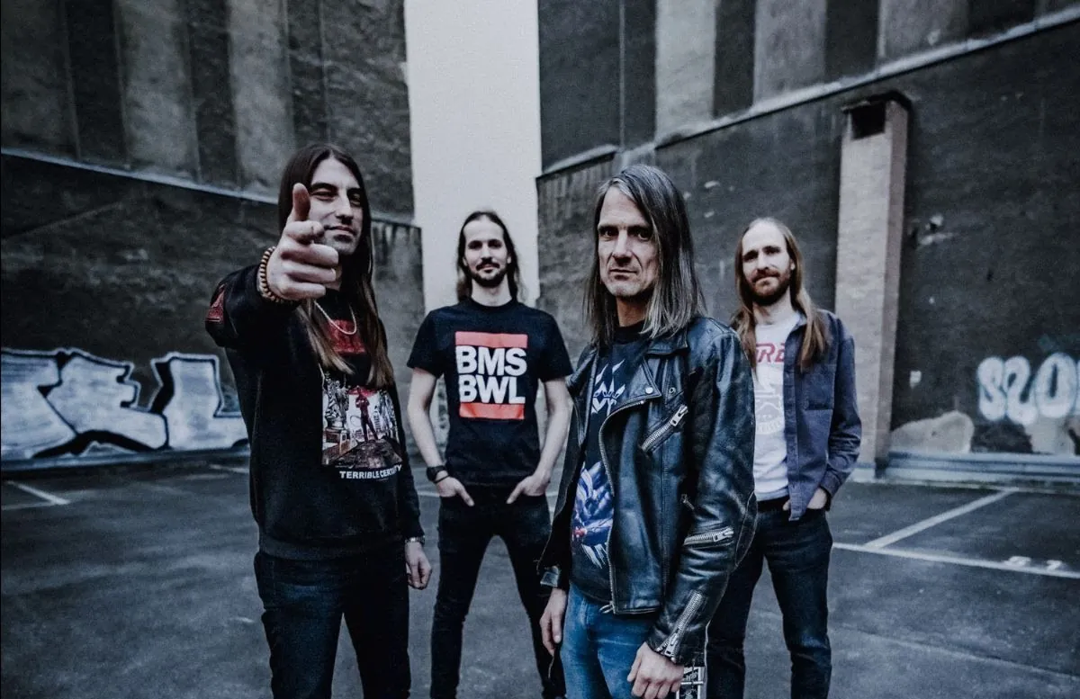 Space Chaser: il lyric video del nuovo singolo "Blade Serpents" dal prossimo album "Razorblade Bay"