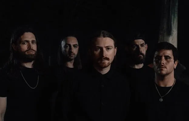 Currents: il lyric video di "Kill the Ache - Reimagined" dal nuovo EP "Worlds Away"