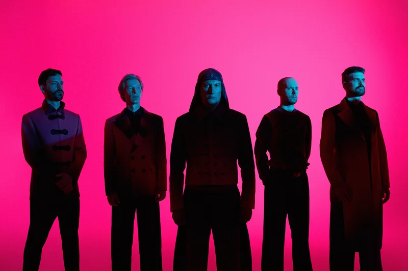 Laibach: annunciate due date in Italia