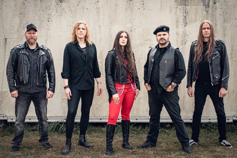 Scarblade: condiviso il lyric video per "Blind"
